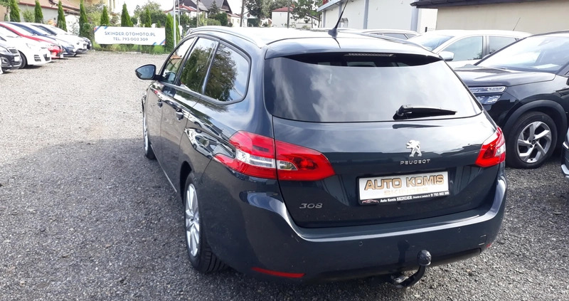 Peugeot 308 cena 41999 przebieg: 186000, rok produkcji 2020 z Trzemeszno małe 211